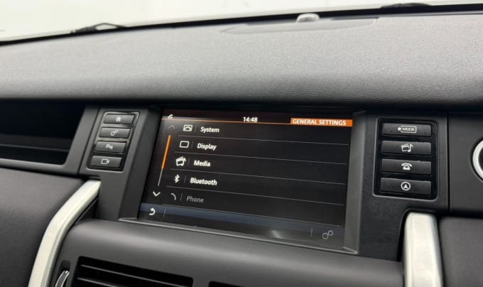 2025 Land Rover Discovery Sport
