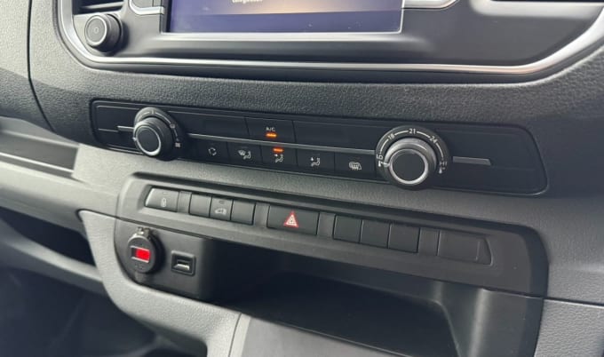 2025 Vauxhall Vivaro
