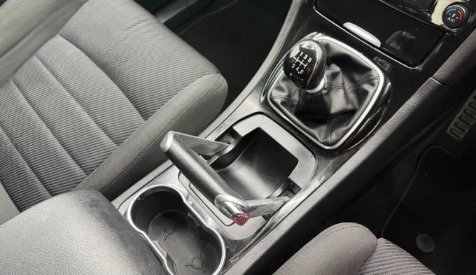 2025 Ford S-max