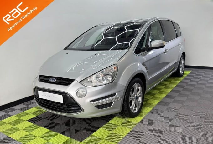 2025 Ford S-max