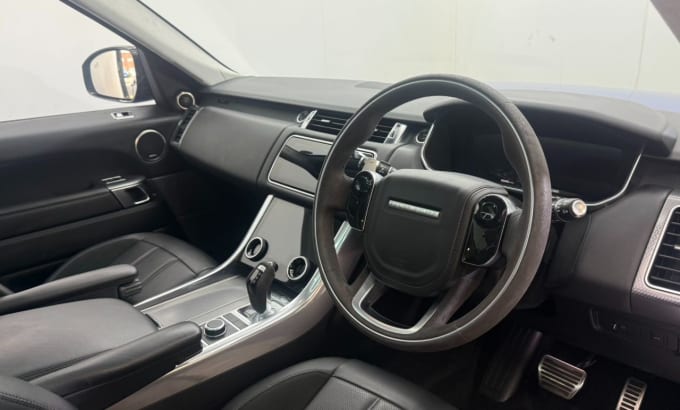 2025 Land Rover Range Rover Sport