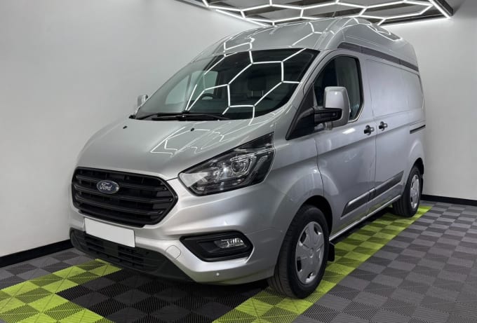 2025 Ford Transit Custom