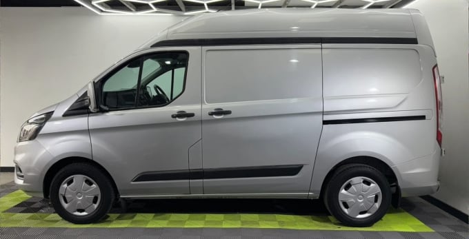 2025 Ford Transit Custom