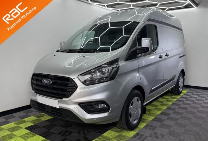 2025 Ford Transit Custom