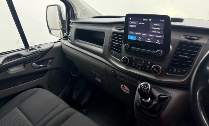2025 Ford Transit Custom