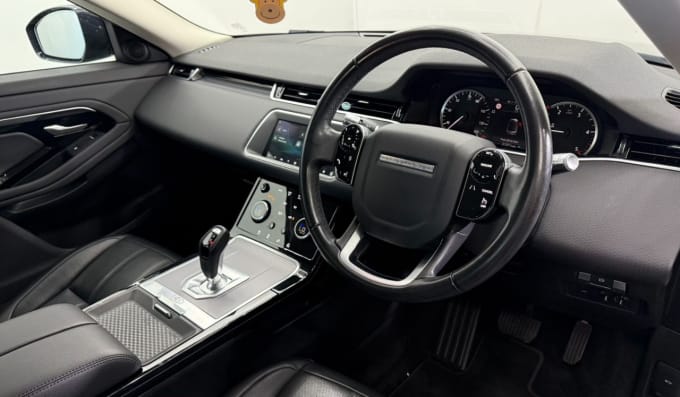 2025 Land Rover Range Rover Evoque