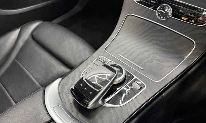 2025 Mercedes-benz C-class