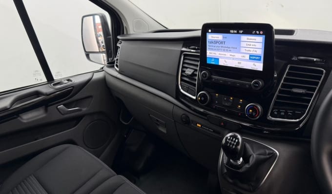 2025 Ford Transit Custom