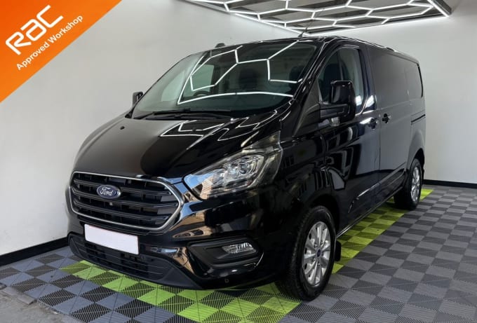 2025 Ford Transit Custom