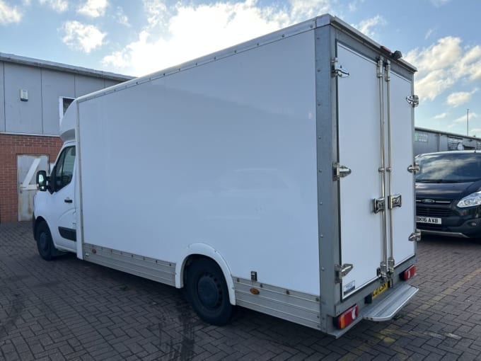 2025 Renault Master