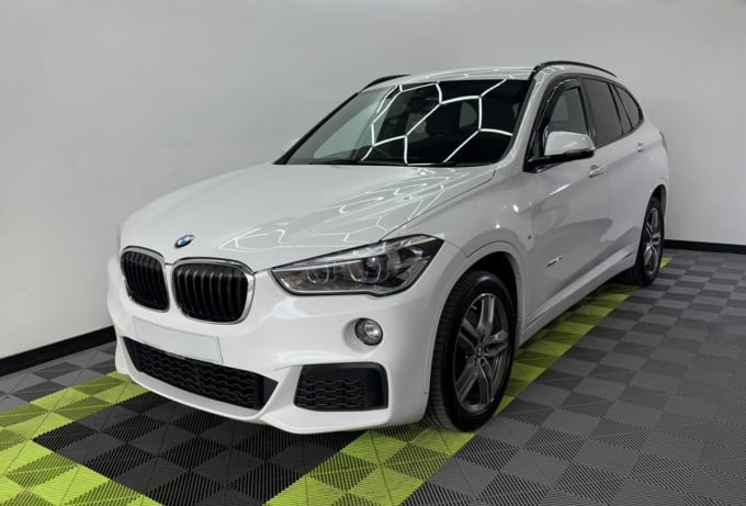 2025 BMW X1