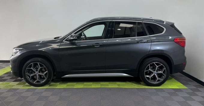 2025 BMW X1