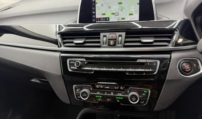 2025 BMW X1