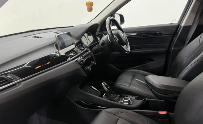 2025 BMW X1