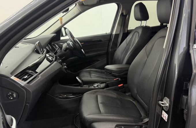 2025 BMW X1
