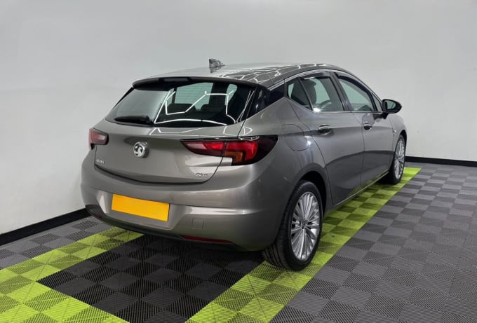 2025 Vauxhall Astra
