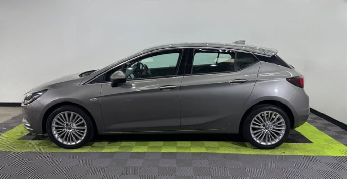 2025 Vauxhall Astra