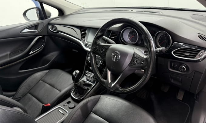 2025 Vauxhall Astra