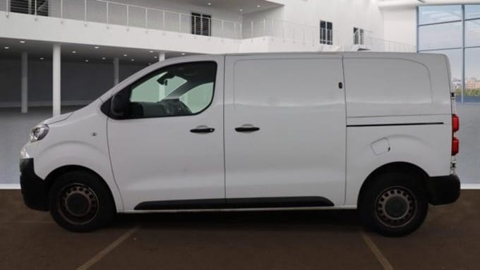 2025 Peugeot Expert