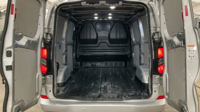 2025 Ford Transit Custom