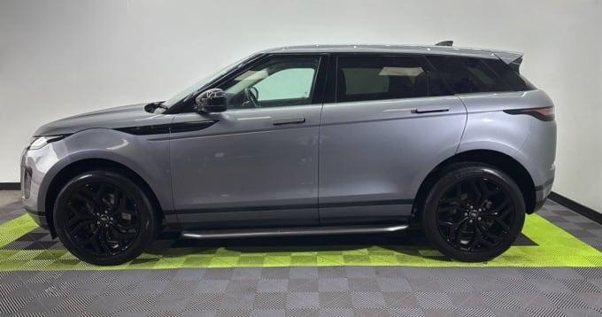 2025 Land Rover Range Rover Evoque