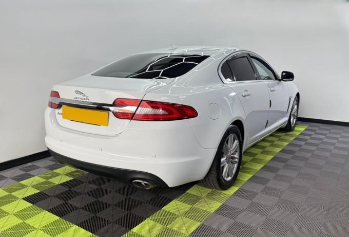 2014 Jaguar Xf