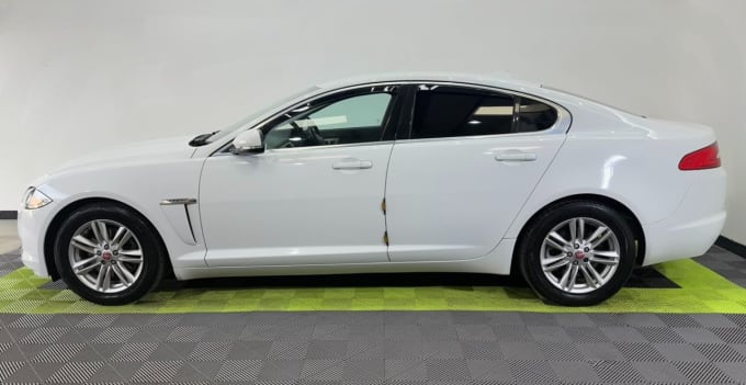 2014 Jaguar Xf