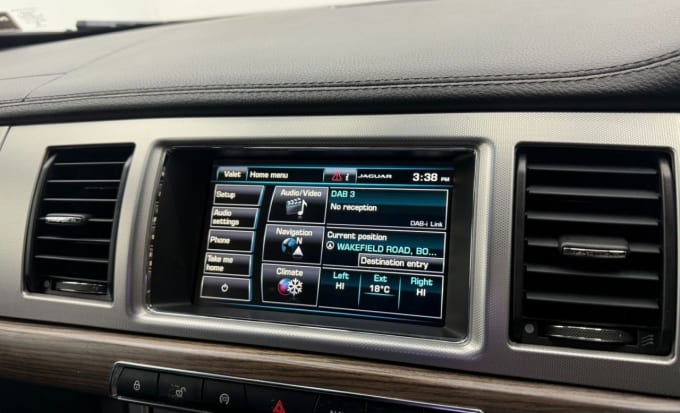 2014 Jaguar Xf