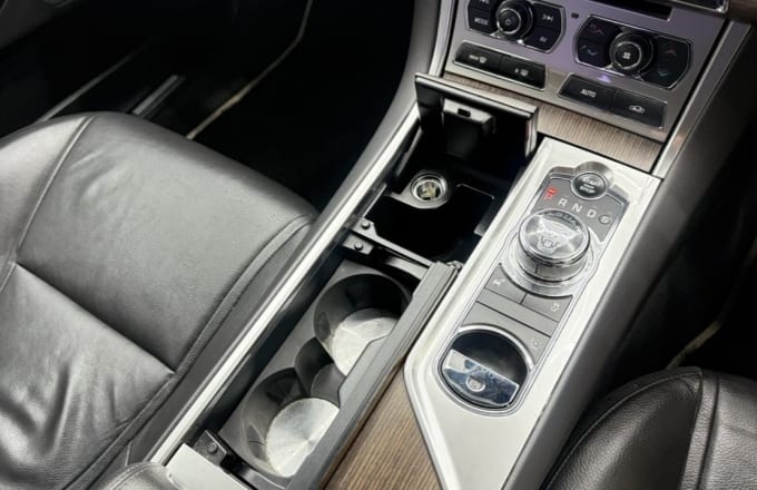 2014 Jaguar Xf