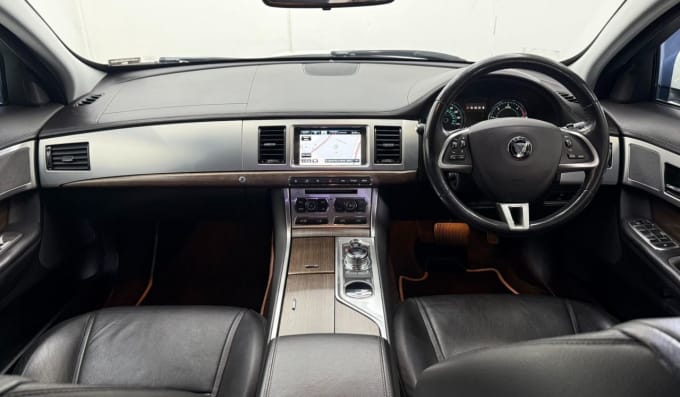 2014 Jaguar Xf