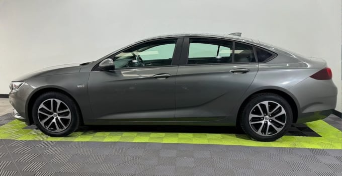 2018 Vauxhall Insignia