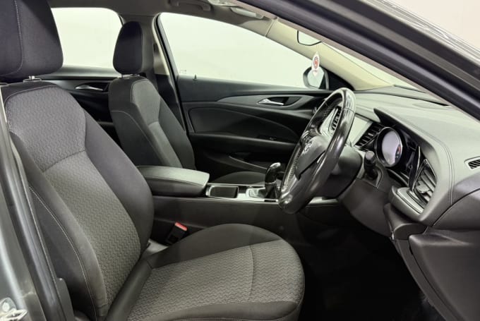 2018 Vauxhall Insignia