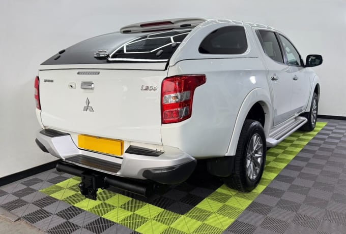 2017 Mitsubishi L200