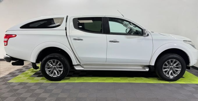 2017 Mitsubishi L200