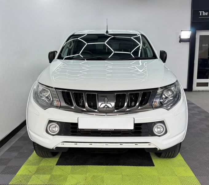 2017 Mitsubishi L200