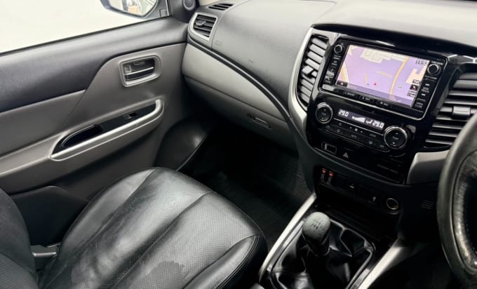 2017 Mitsubishi L200