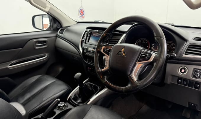 2017 Mitsubishi L200