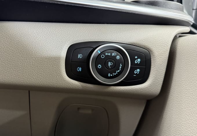 2022 Ford Tourneo Custom