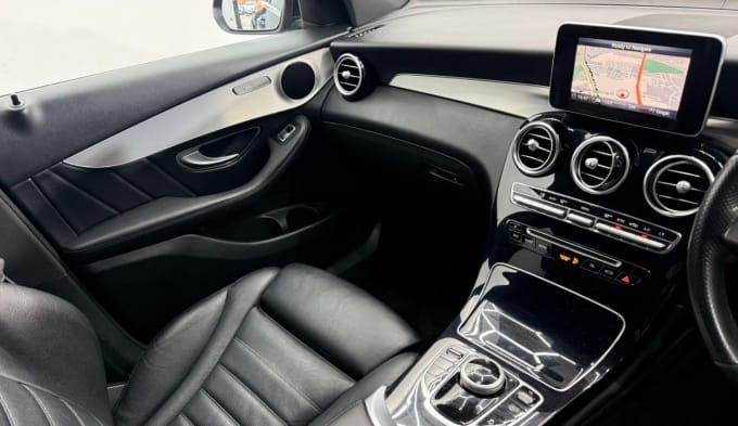 2017 Mercedes-benz Glc