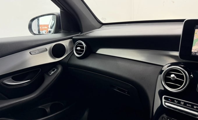 2017 Mercedes-benz Glc