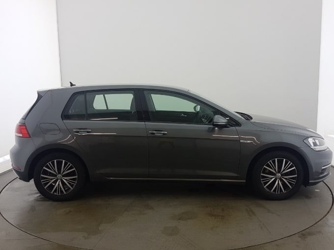 2018 Volkswagen Golf