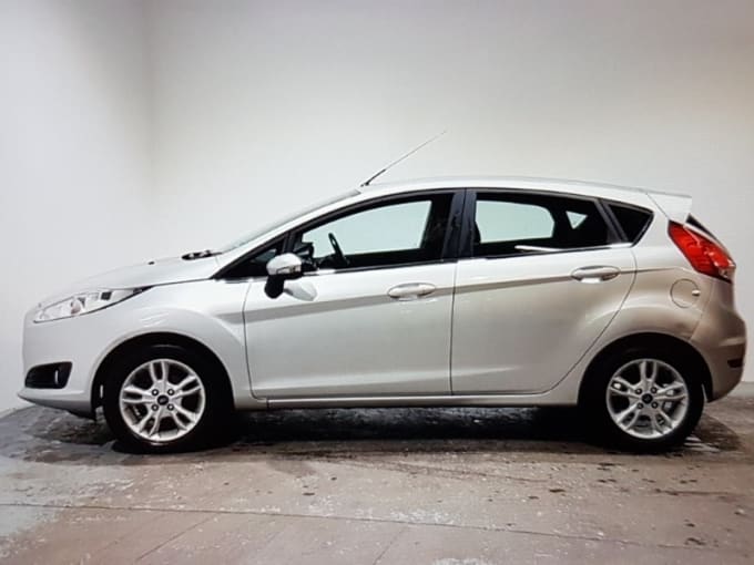 2015 Ford Fiesta