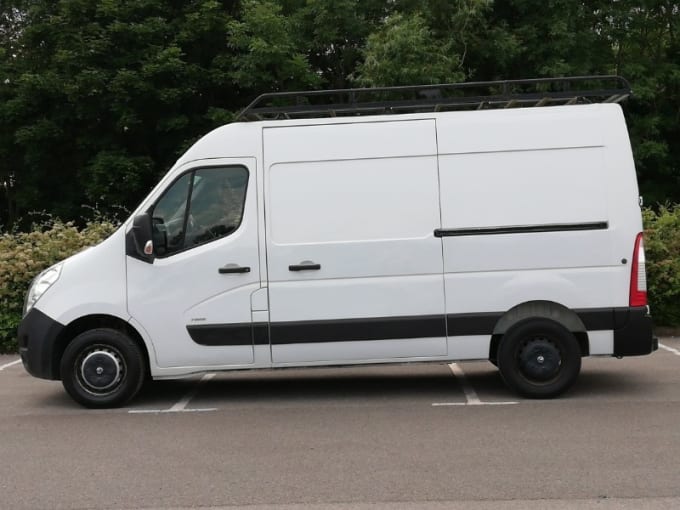 2015 Vauxhall Movano