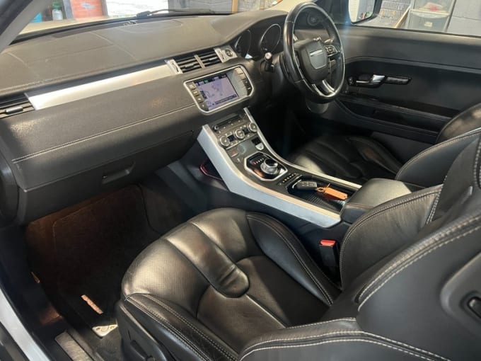 2025 Land Rover Range Rover Evoque