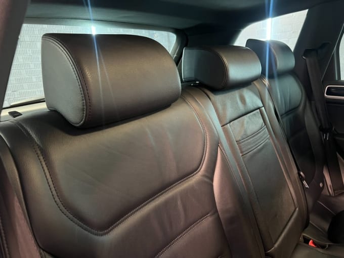2025 Volkswagen Touareg
