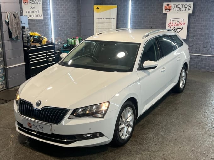 2025 Skoda Superb