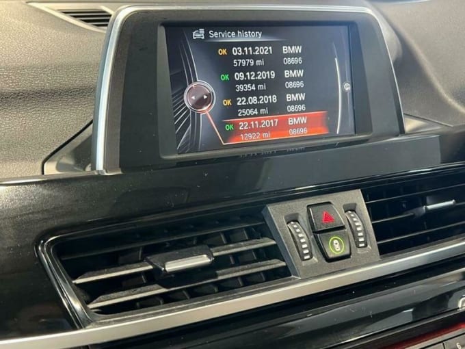 2025 BMW X1