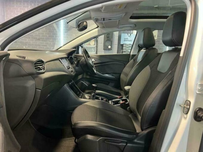 2025 Vauxhall Grandland X