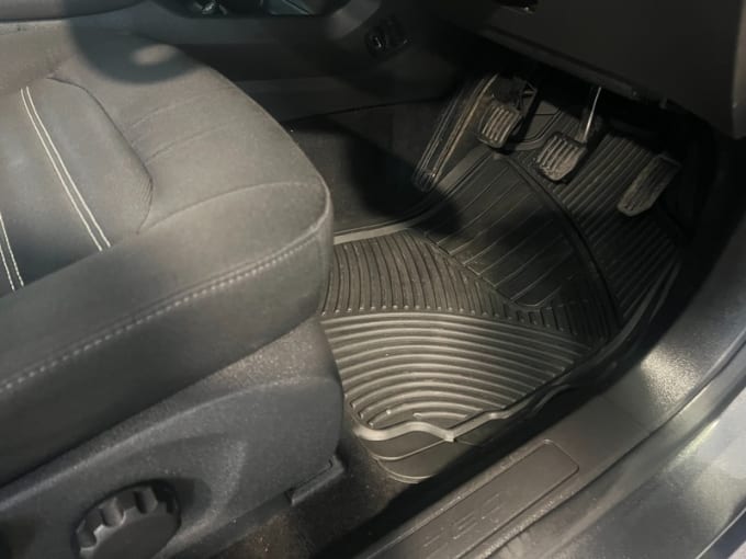 2025 Ford Mondeo