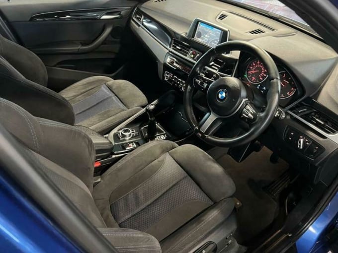 2025 BMW X1